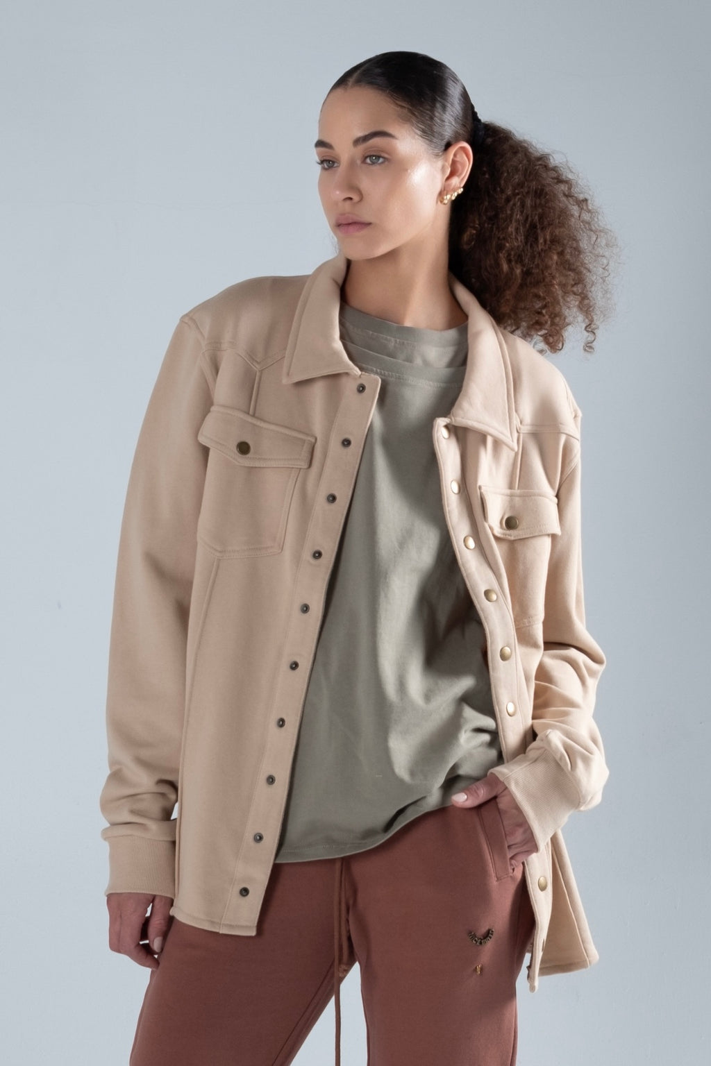 CREAM BUTTON UP SWEATSHIRT